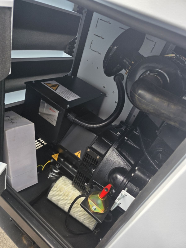 AGREGAT ZA STRUJU 30KW 38KVA STRAUS AUSTRIA DIZEL 30 KW 38KVA ATS