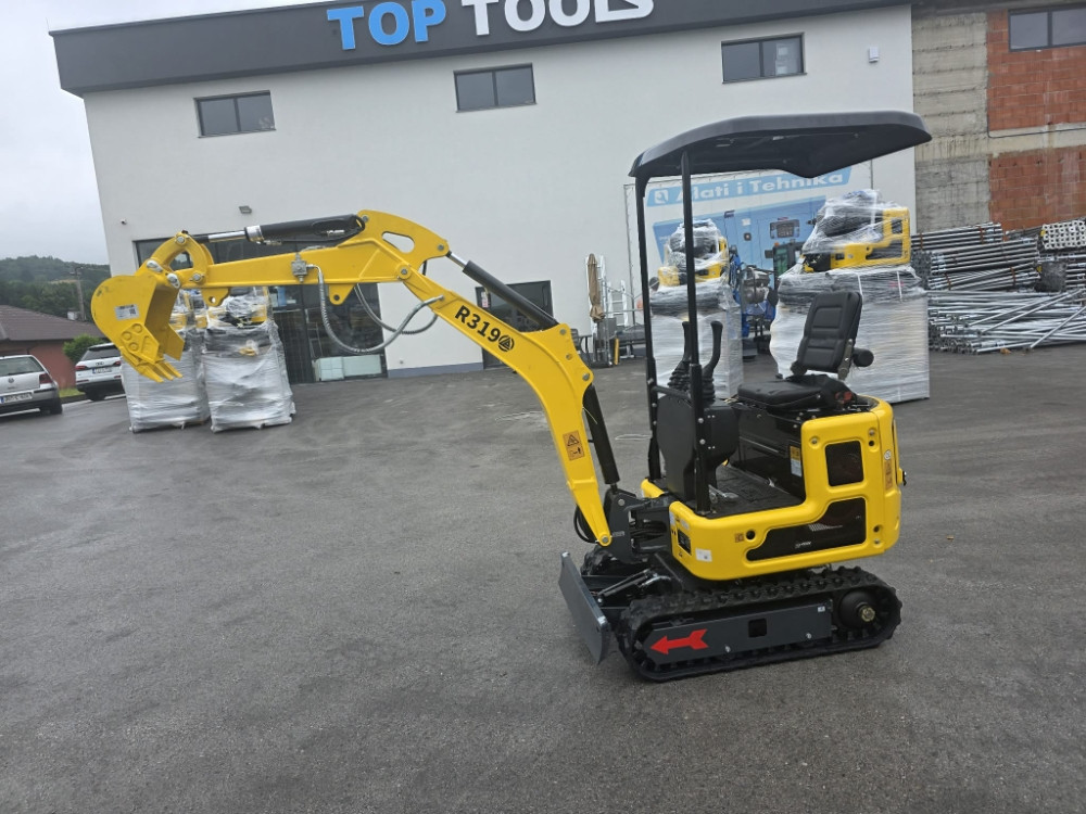 BAGER RIPPA ROVOKOPAC R319 DIZEL 1000KG 1T