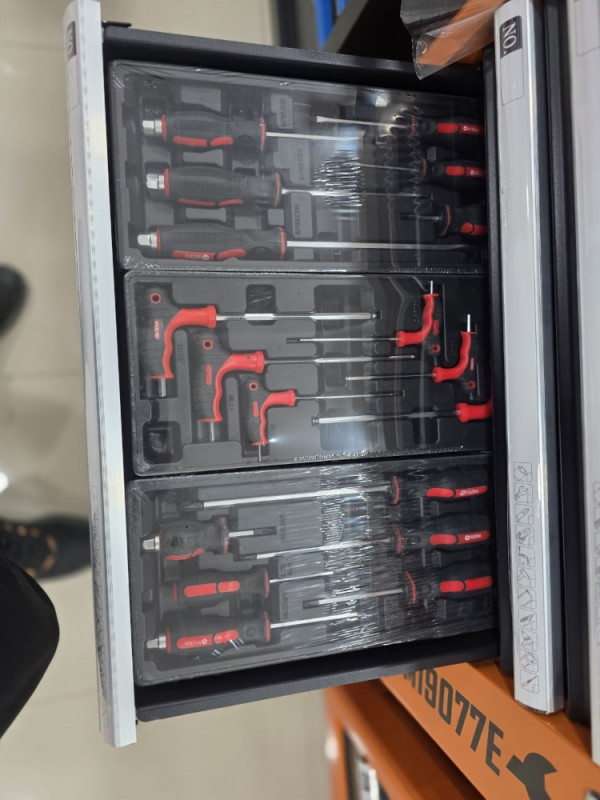 KOLICA SA ALATOM KLJUCEVI KLJUC GEDORE GIDORE  ZA RADIONICU