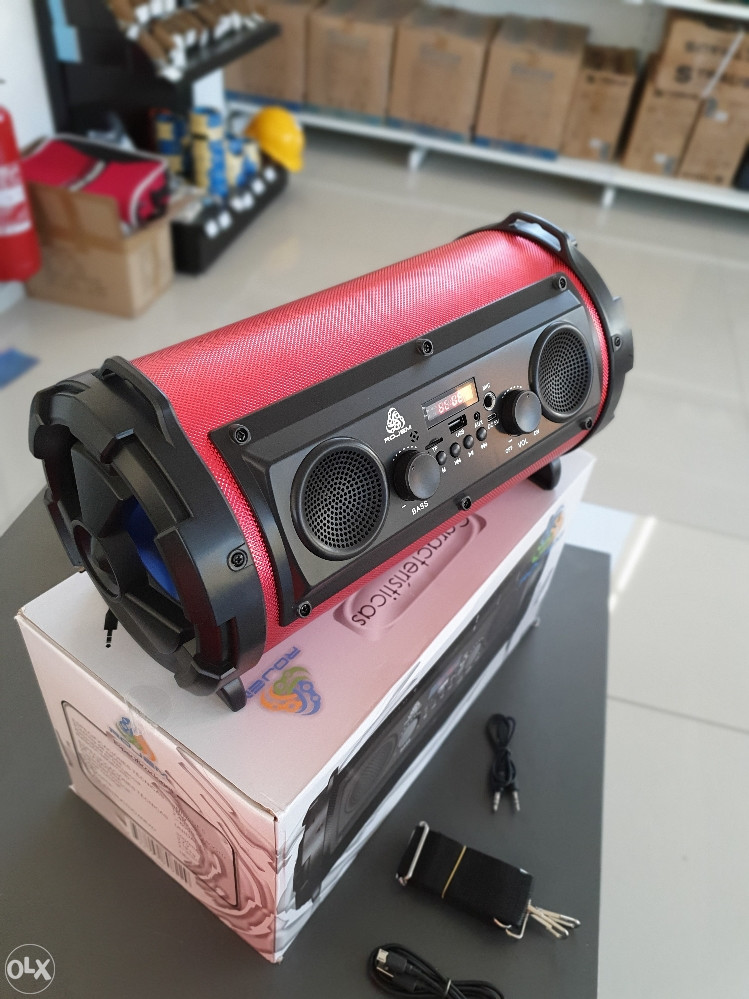 BLUETOOTH ZVUCNIK KVALITETAN DOBAR BAS