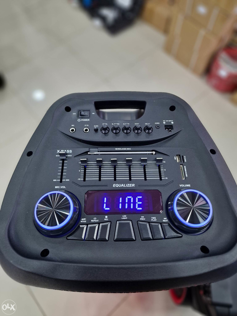 BLUETOOTH ZVUCNIK MEIRENDE 2X1000W PROFI MR-1219