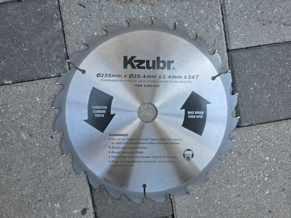 RUCNI CIRKULAR CEKULAR ZA DRVO KZUBR KCS9-2100