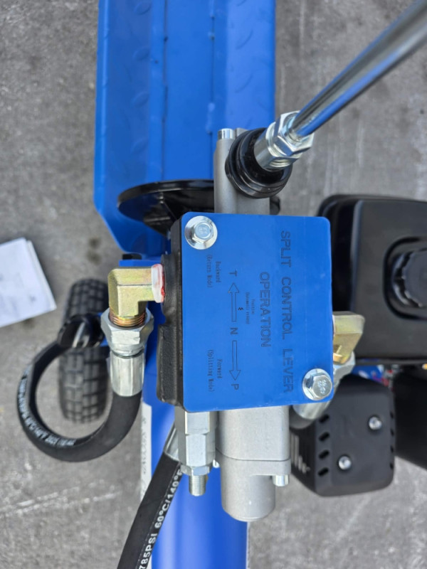 MOTORNI BENZINSKI CJEPAC ZA DRVA 20T