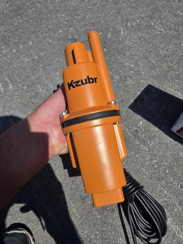 RUSKA PUMPA ZA VODU VIBRACIONA KZUBR KV0-60
