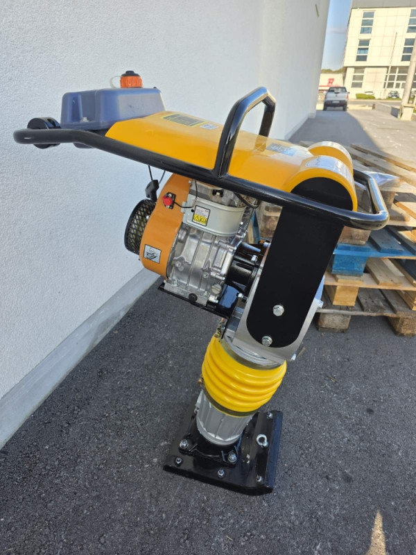VIBRO PLOCA ZABA NABIJAC ZA NABIJANJE TERENA SMITH AUSTRIA