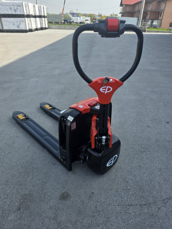 ELEKTRICNI PALETAR EQUIPMENT EP F4 1500KG