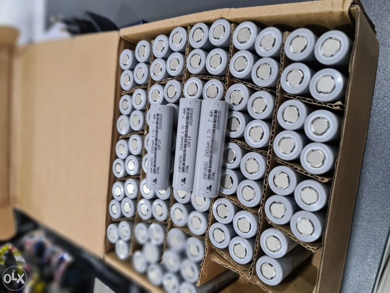 BATERIJA 2000MAH 3.7V KVALITETNA TEZA OD JEFTINIH