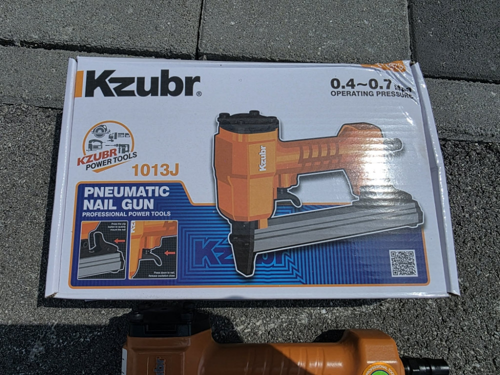 PNEUMATSKI UDARNI ODVIJAC PISTOLJ KZUBR KAIW-218
