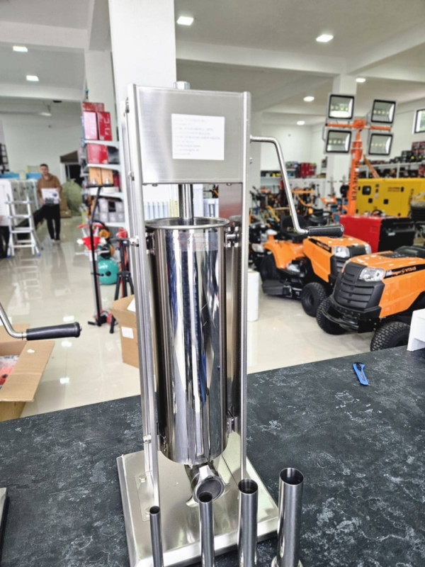 TOP MASINA ZA KOBASICE PUNILICA INOX 7L