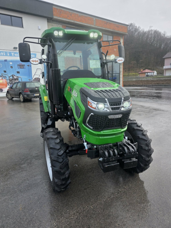 Traktor TAVOL 504  - 50 KS