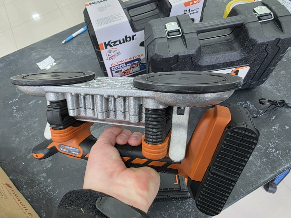 AKU VAKUM ZA PLOCICE DUPLI VIBRATOR KZUBR KCTPM21V-120X2
