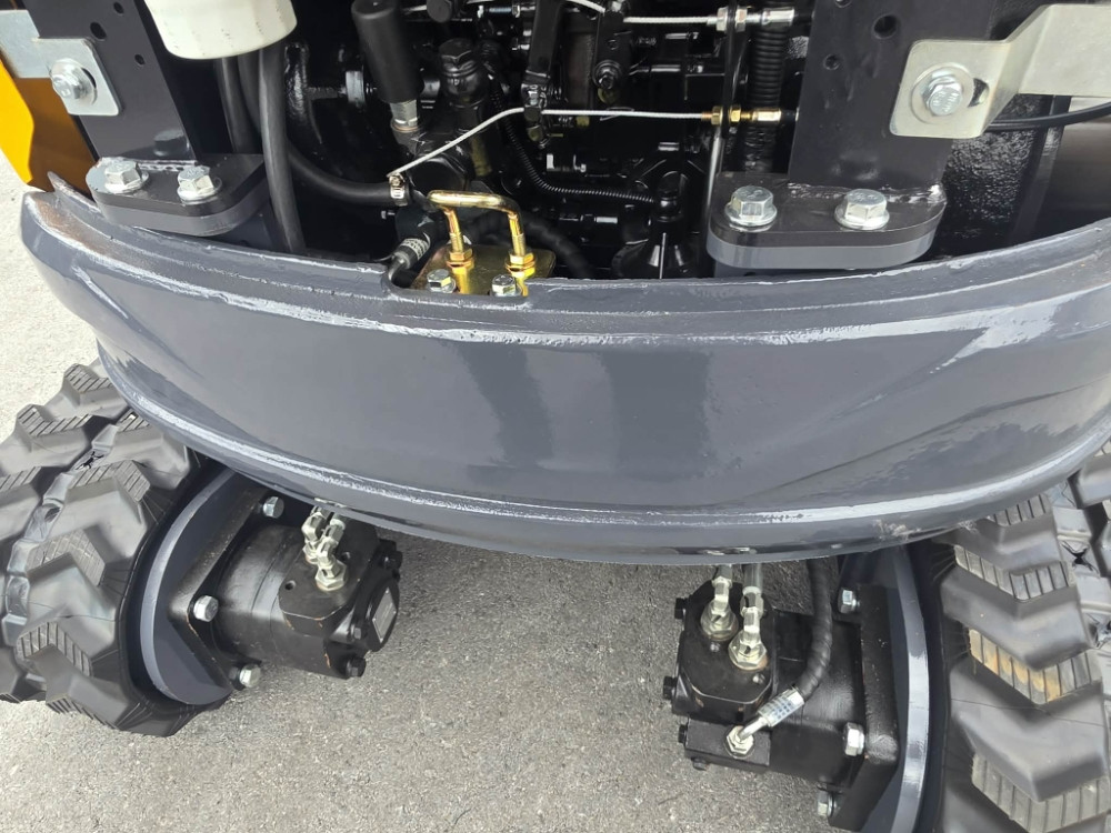 BAGER GUSJENICAR TOP CAT 1800KG 3 KLIPA DIZEL