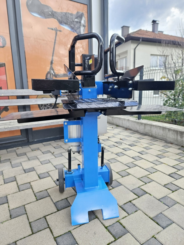 VERTIKALNI CJEPAC ZA DRVA 8 T SMITH AUSTRIA AKCIJA