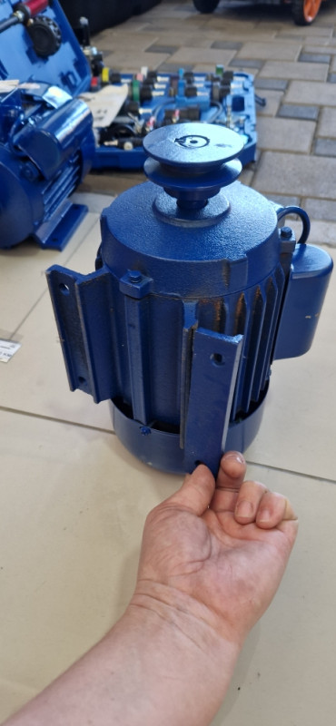 ELEKTRO MOTOR 1.5 KW 2800 OSTECEN NOV