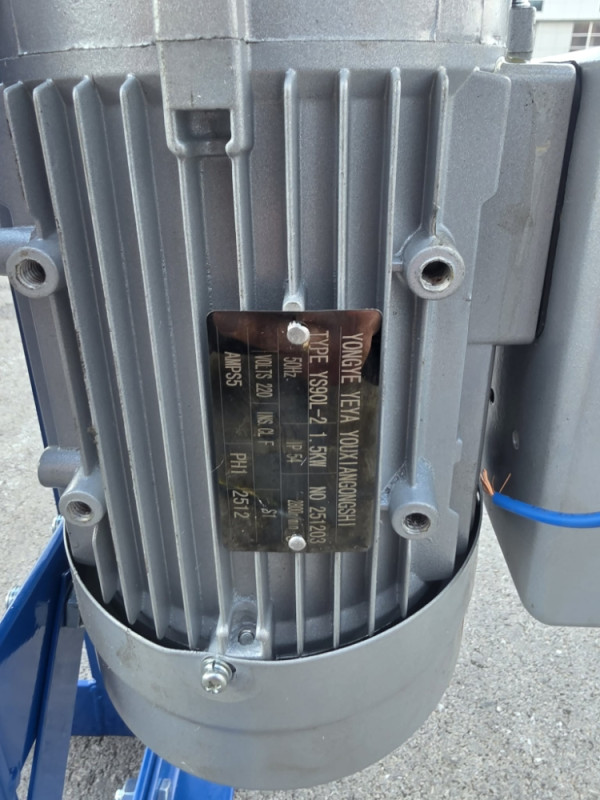 PRESA HIDRAULICNA MOTORNA ELEKTRICNA 15T