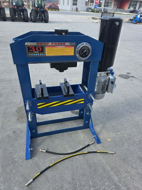 PRESA HIDRAULICNA MOTORNA ELEKTRICNA 30T