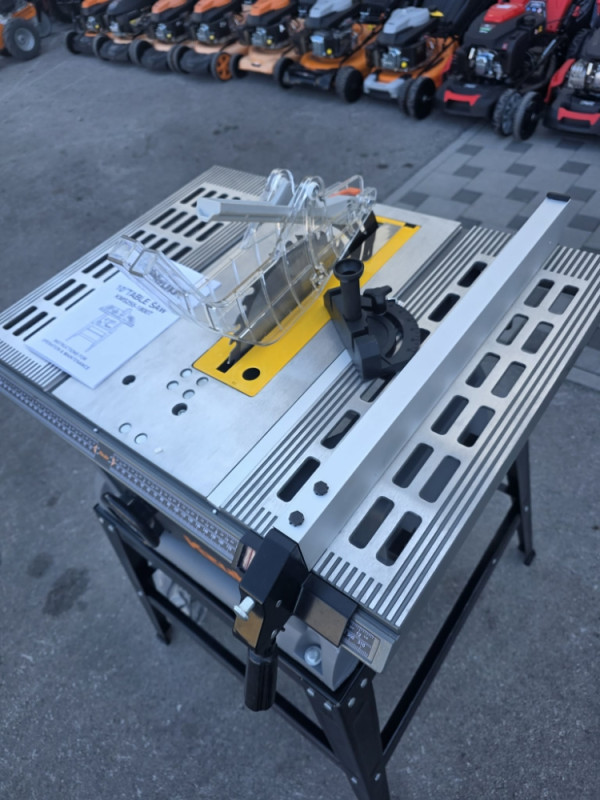 STOLNI STONI CIRKULAR CEKULAR KZUBR KMS255-1800T 1800W