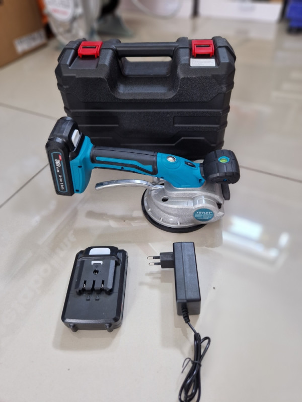 AKU VIBRATOR ZA PLOCICE vakum alat za keramiku