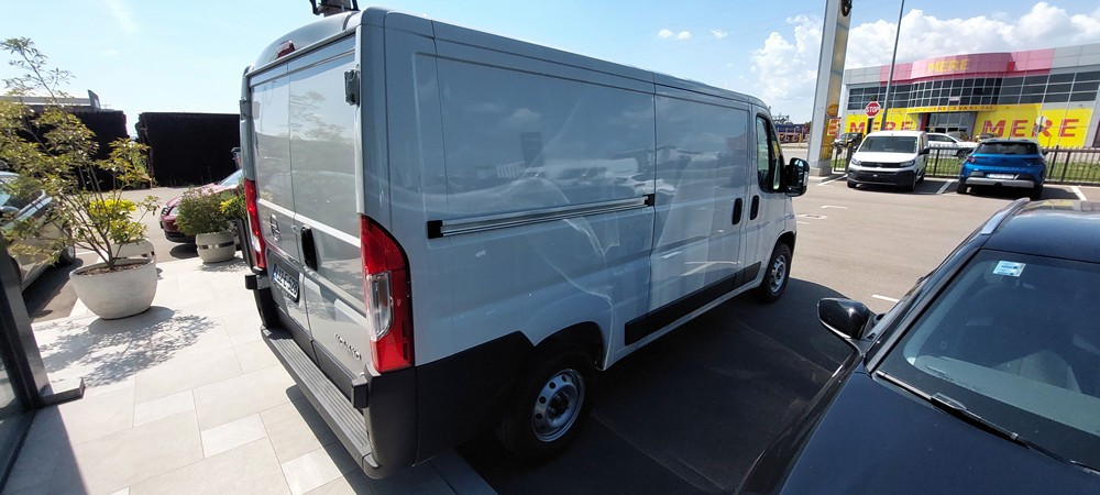 Opel MOVANO VAN l2h1 Test auto,  ( Vivaro van l2, Ducato )