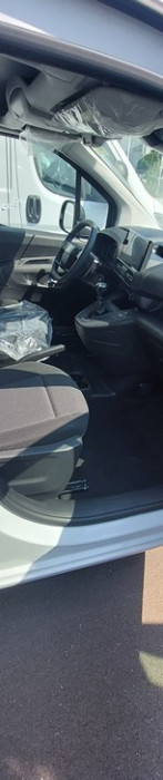 OPEL COMBO VAN L2 maxi 1.5D, 2026 Odmah dostupno