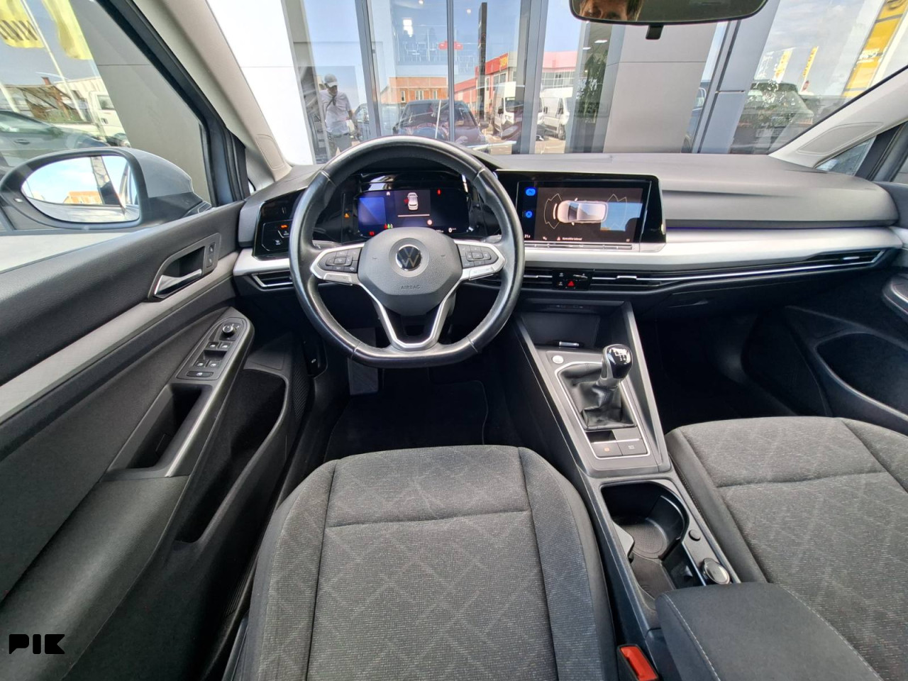 Volkswagen Golf 2021