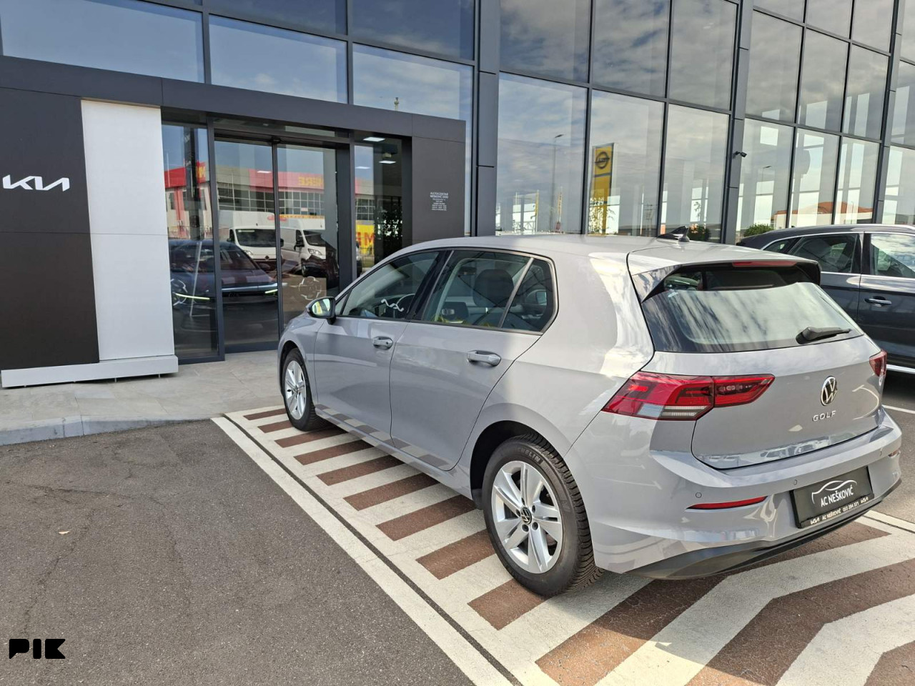 Volkswagen Golf 2021