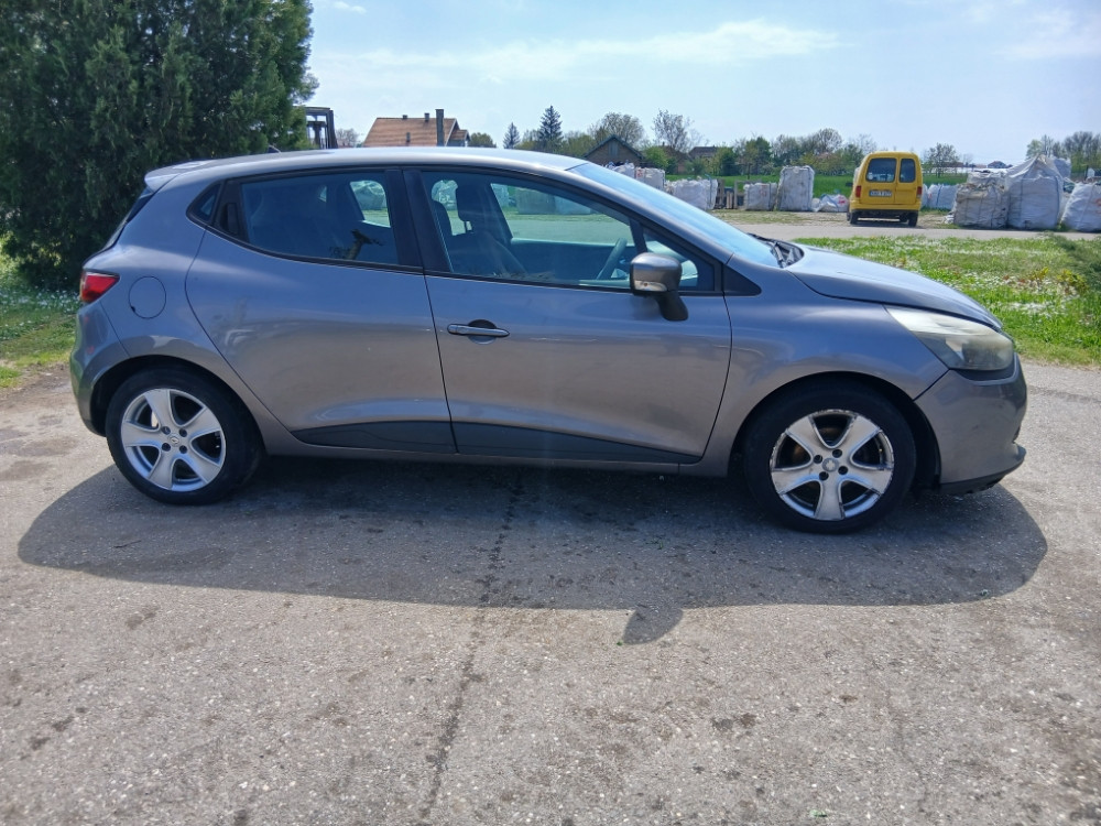 Renault Clio IV 0.9 benzin dijelovi djelovi delovi Reno Klio 4