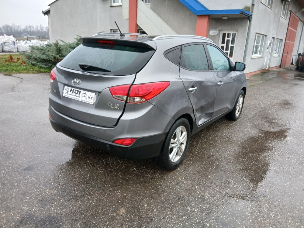 Hyundai ix35 krov prag stub krak polustranica blatobran limarija