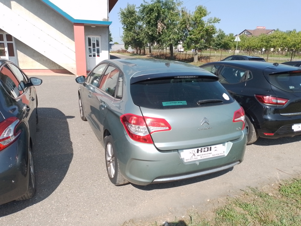 Citroen C4 1.6 hdi 82 kw 2012 god dijelovi djelovi delovi