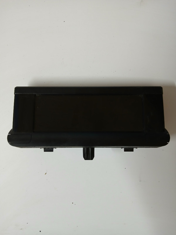 Displej kilometar sat Citroen C4 Cactus kaktus 981031328000