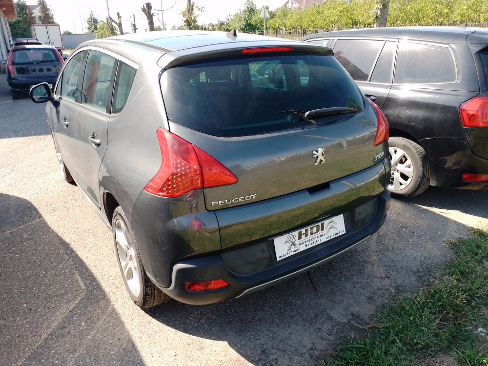 Peugeot 3008 2.0 hdi 110 kw 2011 god pezo dijelovi djelovi