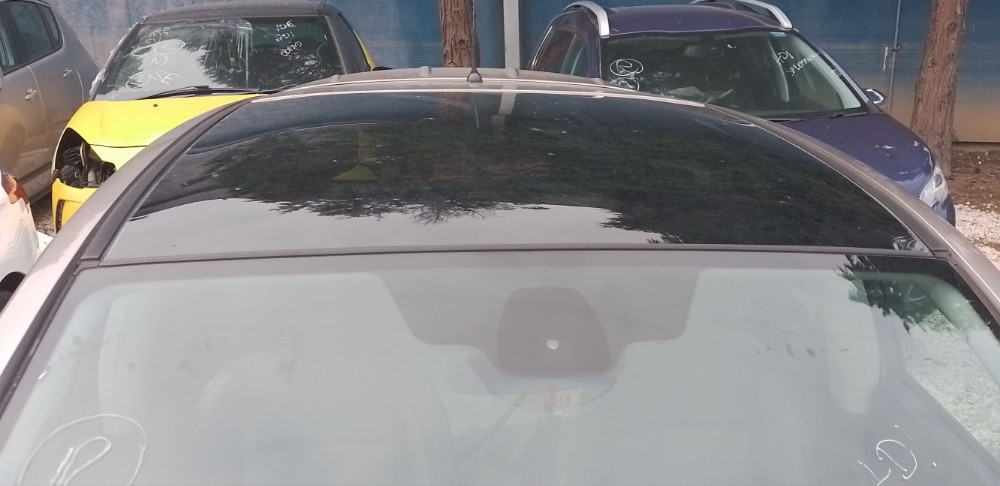 Panorama krov staklo Nissan Qasqai  Nisan kaskai