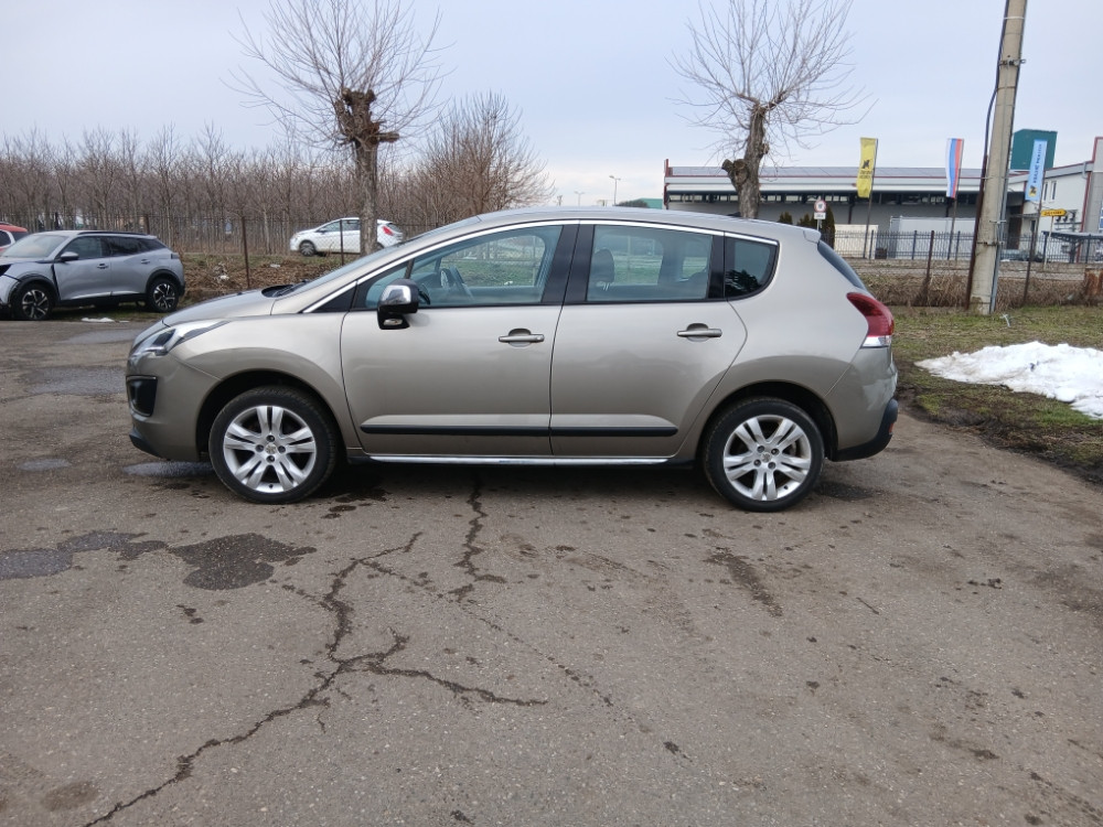 Peugeot 3008 Pezo polustranica krov stub prag krak lim alu greda