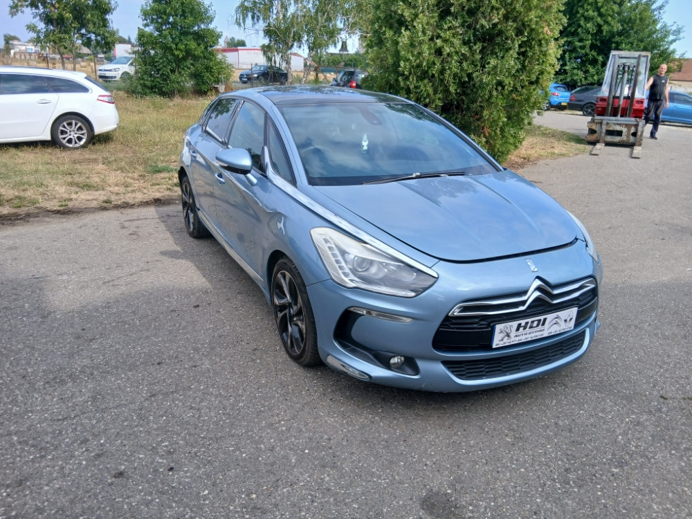 Citroen DS5 2.0 hdi 120 kw 2013 godina dijelovi djelovi delovi