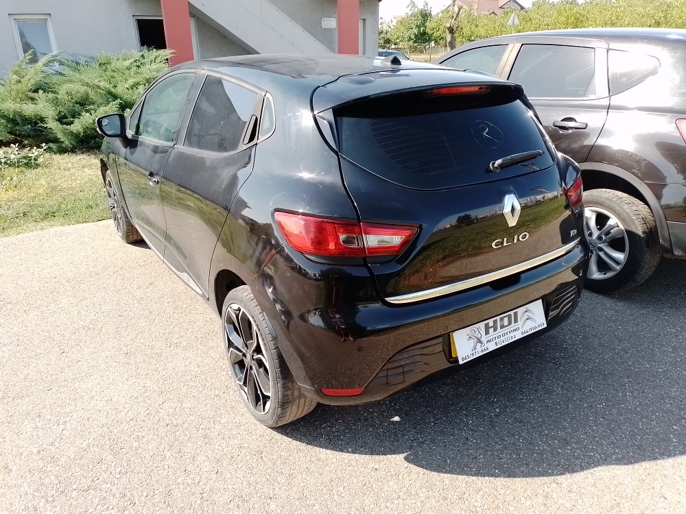 Renault Clio IV 2014 godina dijelovi djelovi delovi Reno Klio 4