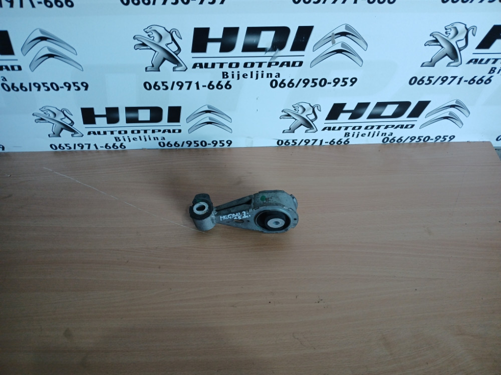 Nosac motora Renault Megan III Reno 3 1.5 dci