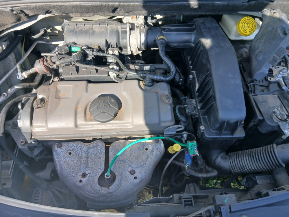 Peugeot Pezo 1.4 benzin motor mjenjac dizna dizne
