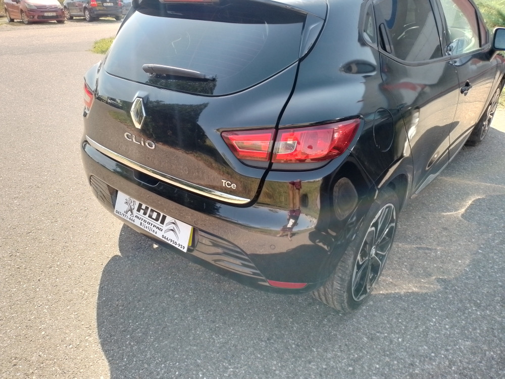 Renault Clio IV 2014 godina dijelovi djelovi delovi Reno Klio 4