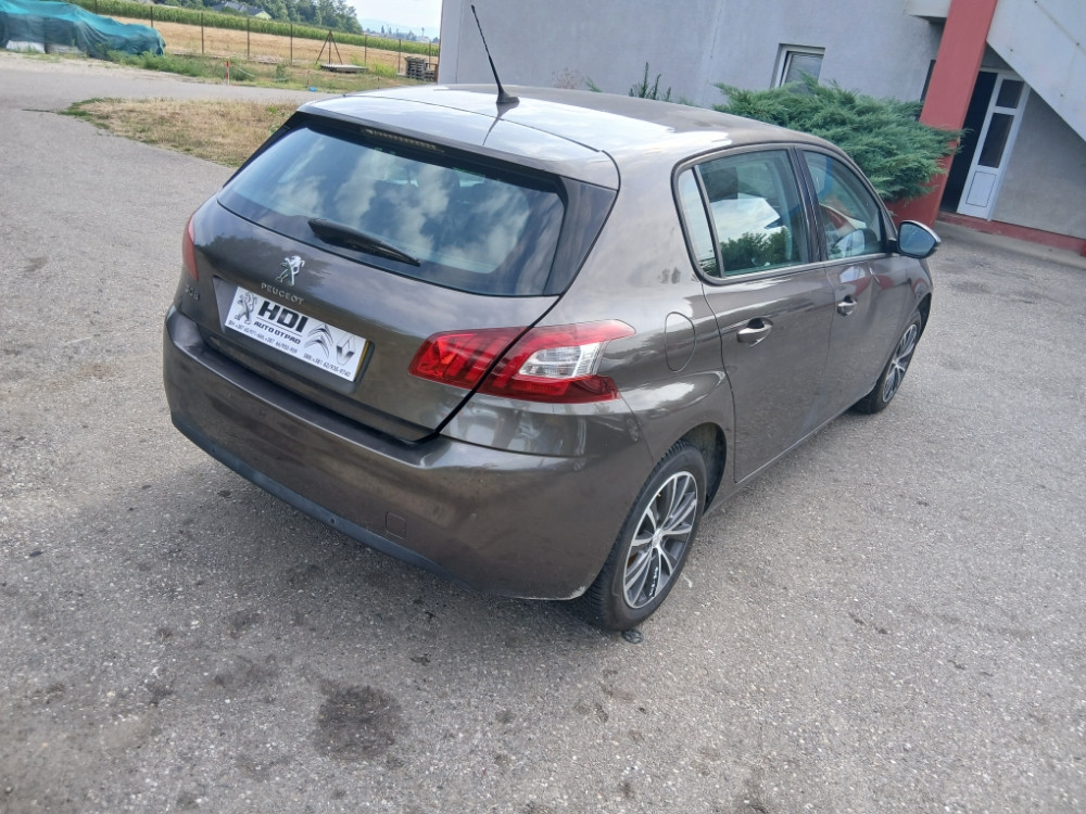 Peugeot 308 Pezo 1.6 hdi 88 kw 2016 god dijelovi djelovi delovi