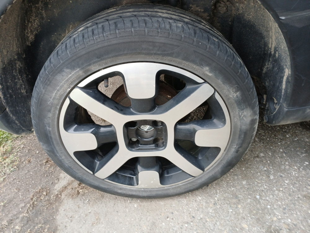 Alu felge felne gume 205/50 R17 Citroen