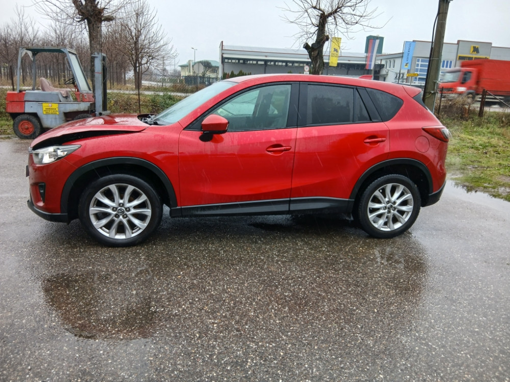Mazda CX5 2.2 dizel 110 kw 2015 god dijelovi djelovi delovi