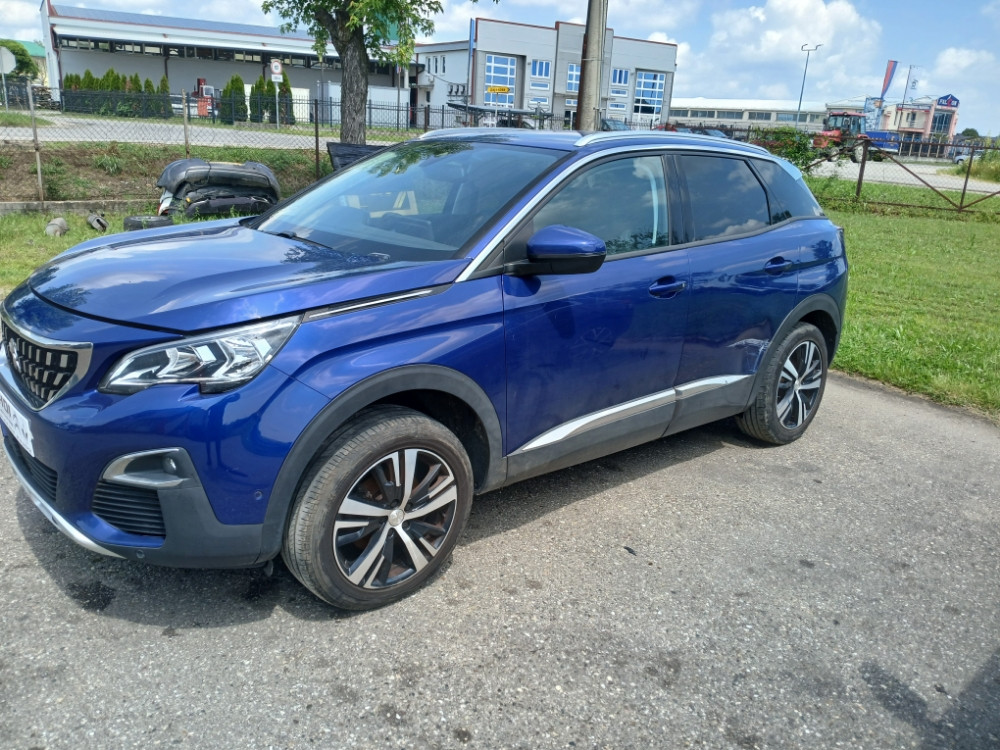 Motor mjenjac mehanika limarija elektronika Peugeot 3008 Pezo