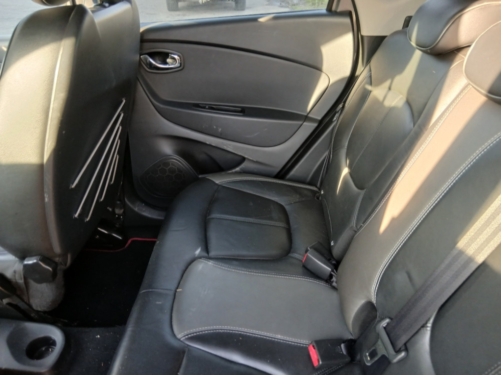 Renault Captur Reno Kaptur prednja zadnja sjedista klupa pojasevi
