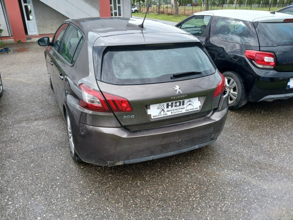 Peugeot 308 Pezo 1.6 hdi 2016 god dijelovi djelovi delovi