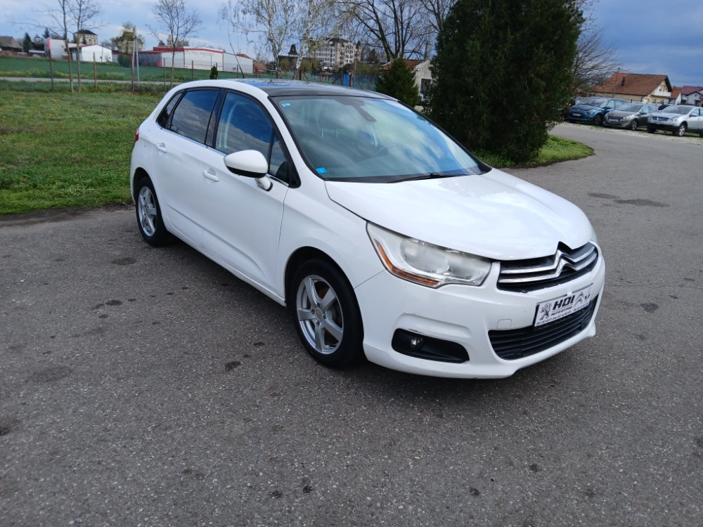 Citroen C4 1.6 88kw 2012 god panorama dijelovi djelovi delovi