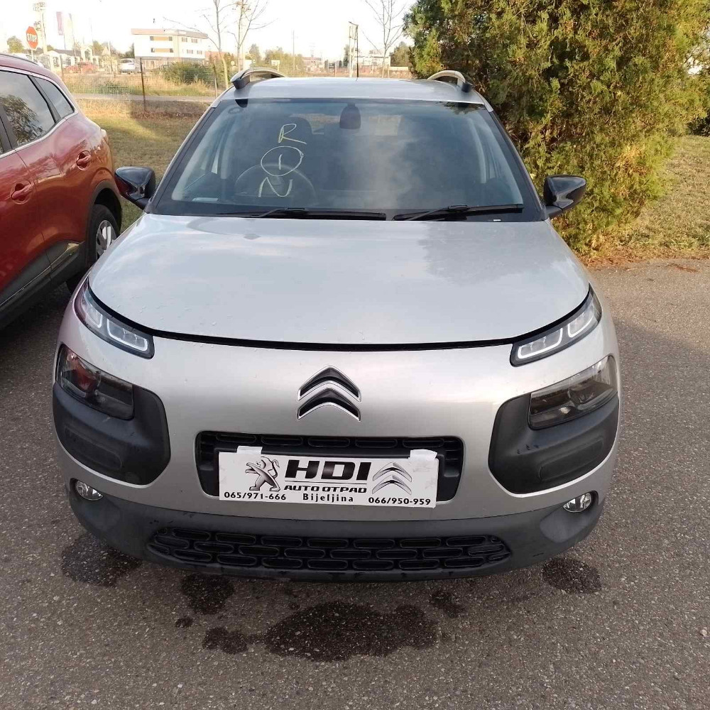 Auto dijelovi Peugeot Citroen Renault Pezo Reno djelovi HDI
