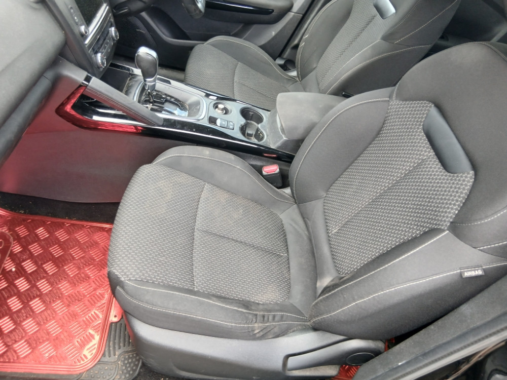 Renault Kadjar Reno  prednja zadnja sjedista pojasevi pojas
