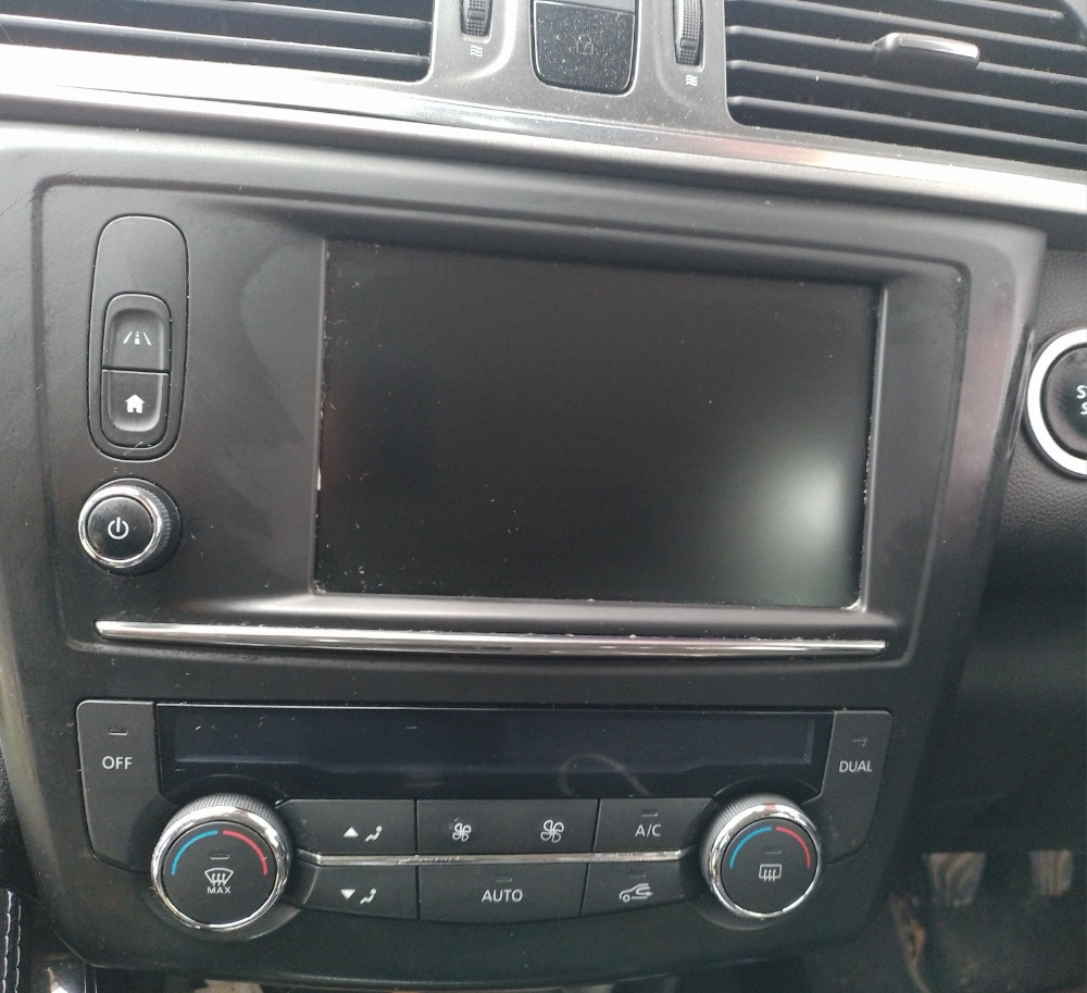 Displej navigacija radio ekran Renault Kadjar reno