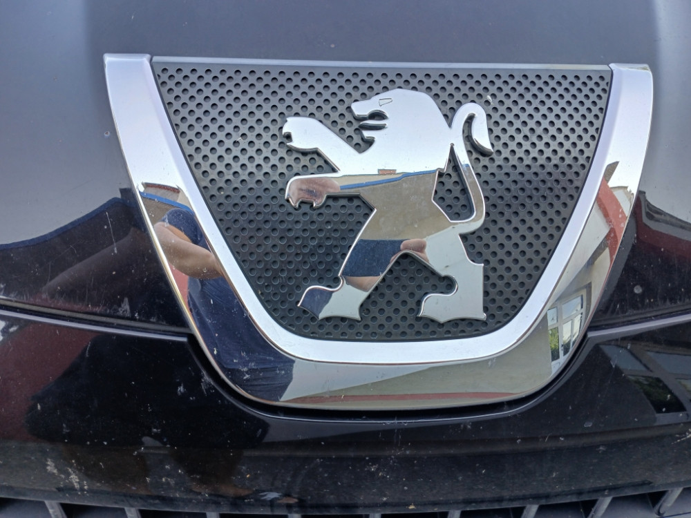 Znak haube logo Peugeot 4007 Pezo