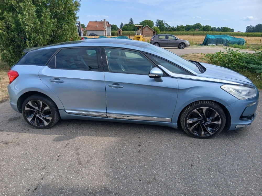 Citroen DS5 2.0 hdi 120 kw 2013 godina dijelovi djelovi delovi